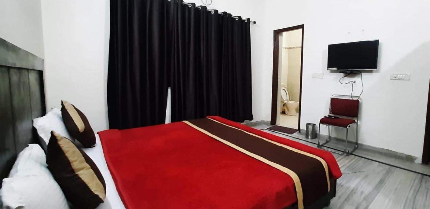 Hotel The Bird Ντεχραντούν Εξωτερικό φωτογραφία