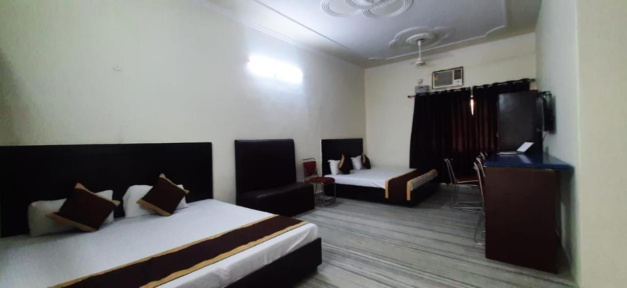 Hotel The Bird Ντεχραντούν Εξωτερικό φωτογραφία